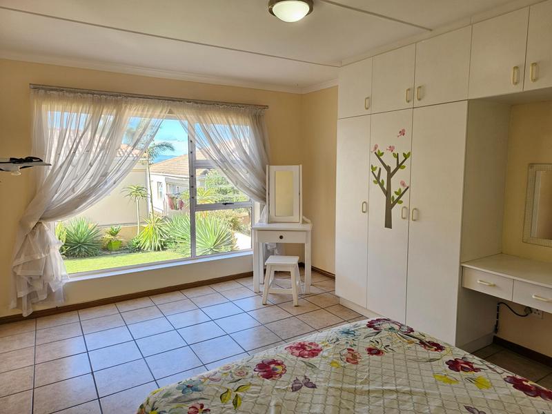 2 Bedroom Property for Sale in Wavecrest Eastern Cape